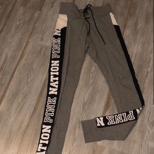 BUNDLE 3 LEGGINGS VS Pink and Adidas